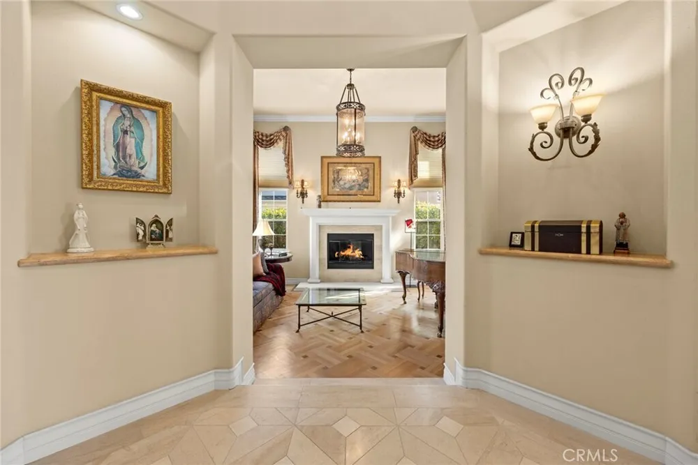 2608 N San Miguel Dr, Orange, CA 92867