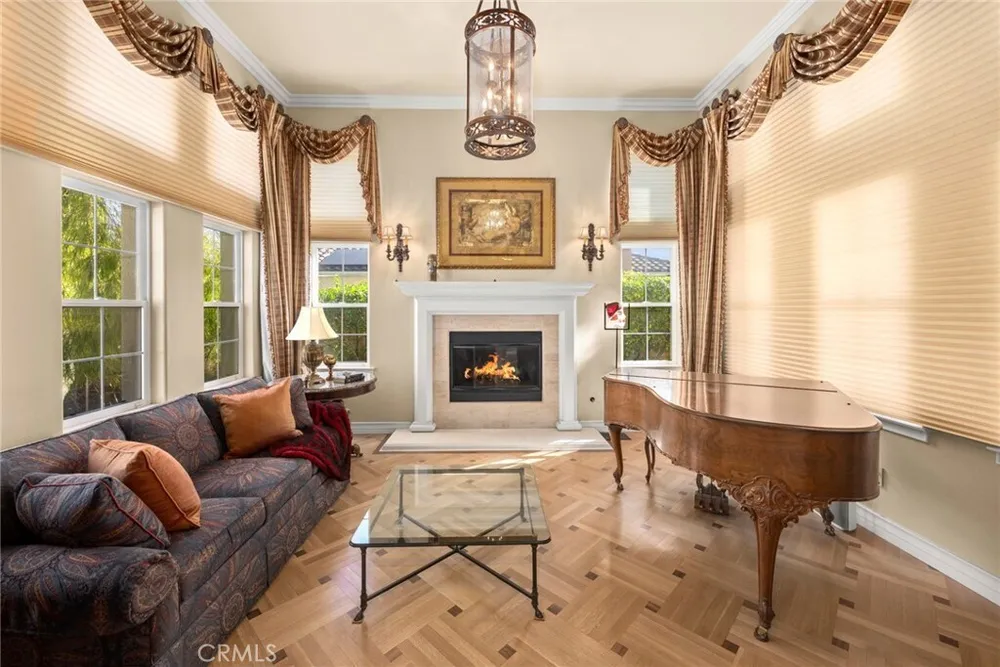 2608 N San Miguel Dr, Orange, CA 92867