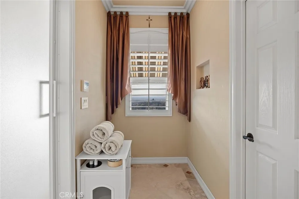 2608 N San Miguel Dr, Orange, CA 92867