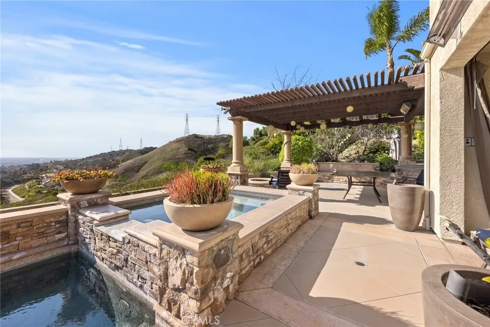 2608 N San Miguel Dr, Orange, CA 92867