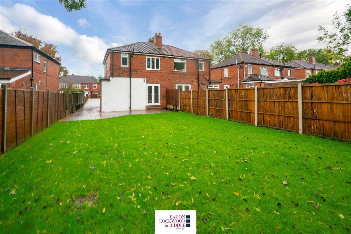 3 bedroom property for sale in Broom Lane, Rotherham Offers in the