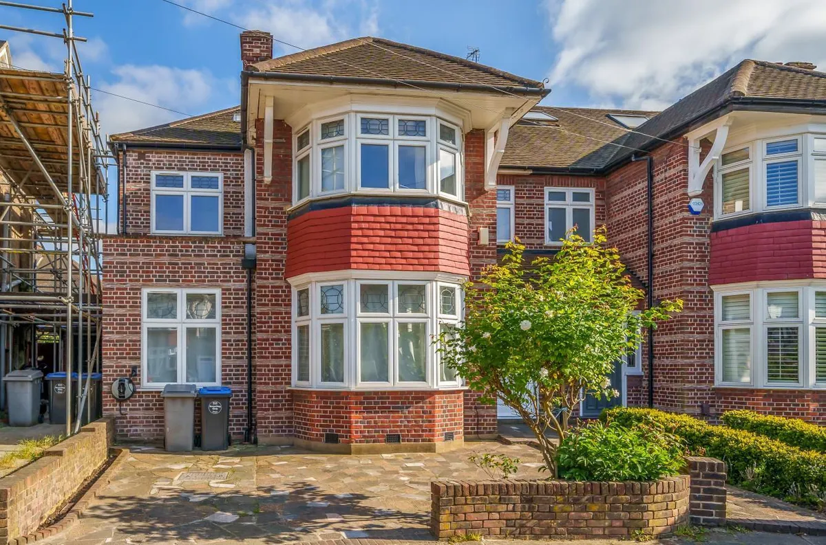 Egerton Gardens, London, NW10