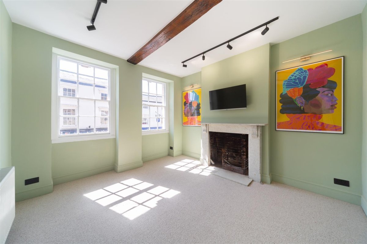 3 bedroom property for sale in High Street East, Uppingham, Rutland