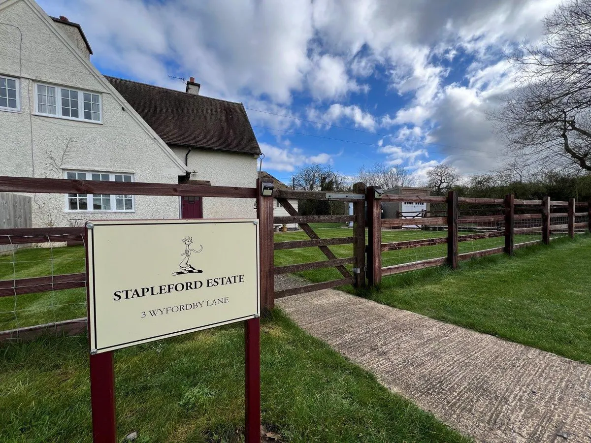WYFORDBY LANE, STAPLEFORD, MELTON MOWBRAY