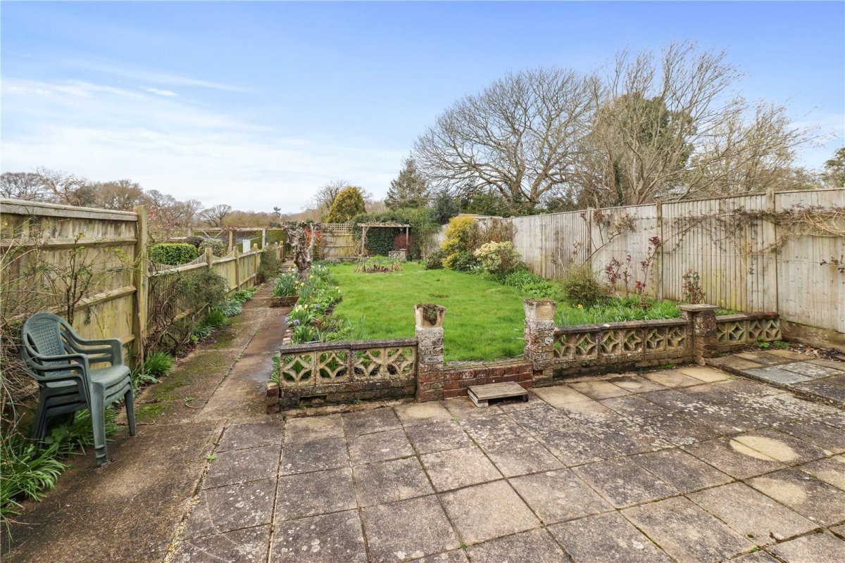 3 bedroom property for sale in Lower Horsebridge, Hailsham, BN27