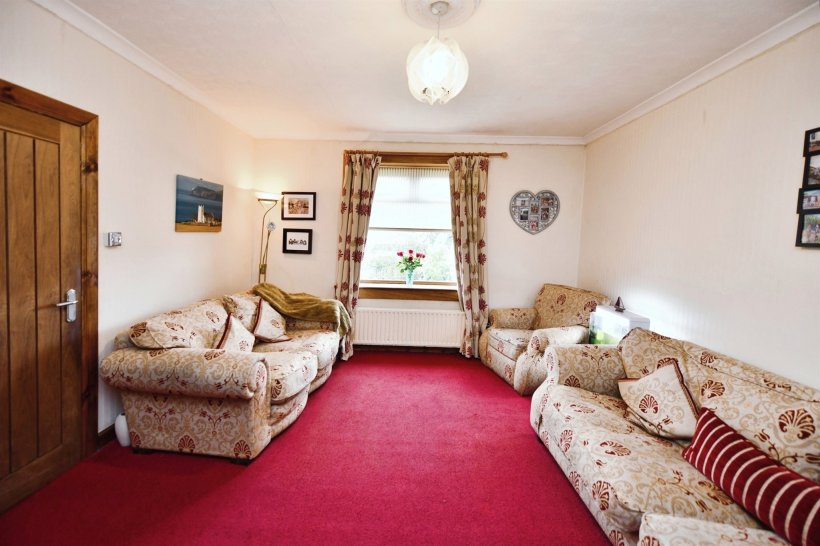 Jean Armour Drive, Mauchline 2 bedroom ground floor flat Sequence