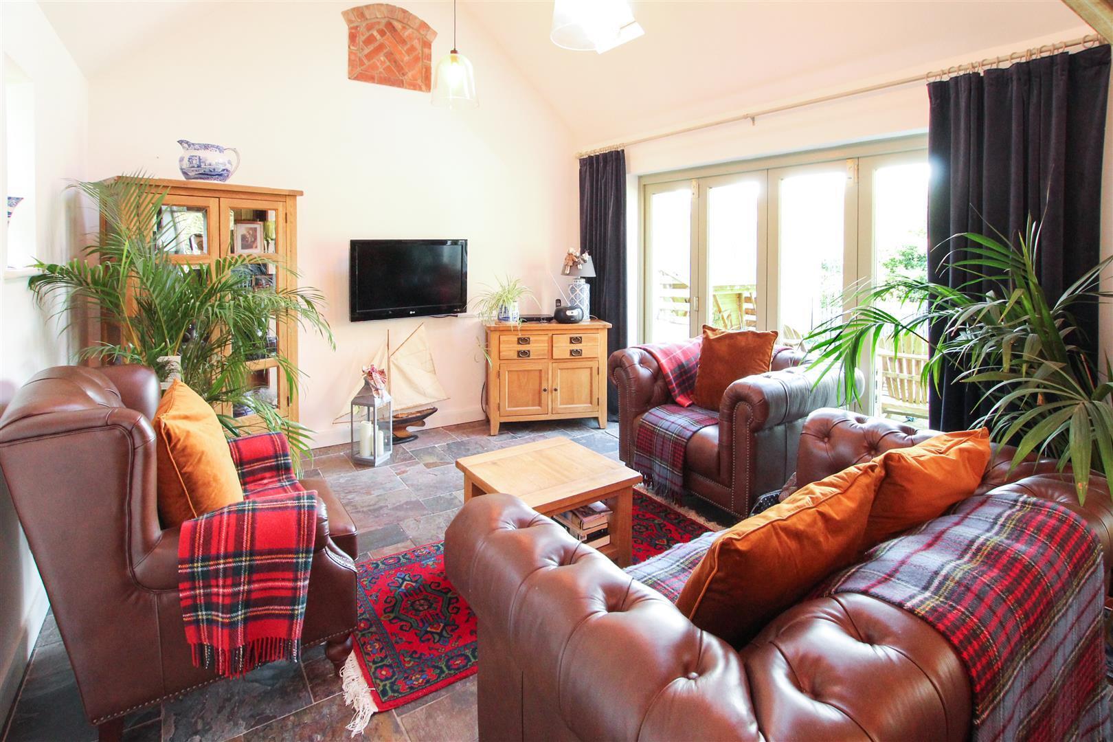2 bedroom property for sale in Black Horse Hill, Appleby Magna