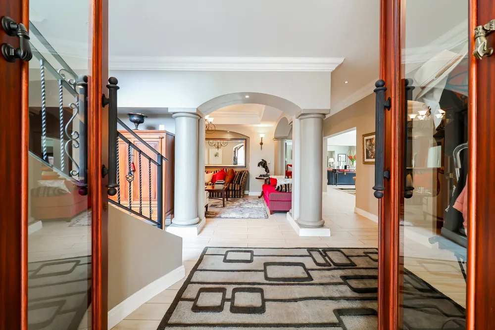 South Africa, Gauteng, Northcliff, Wellington Lane, 6