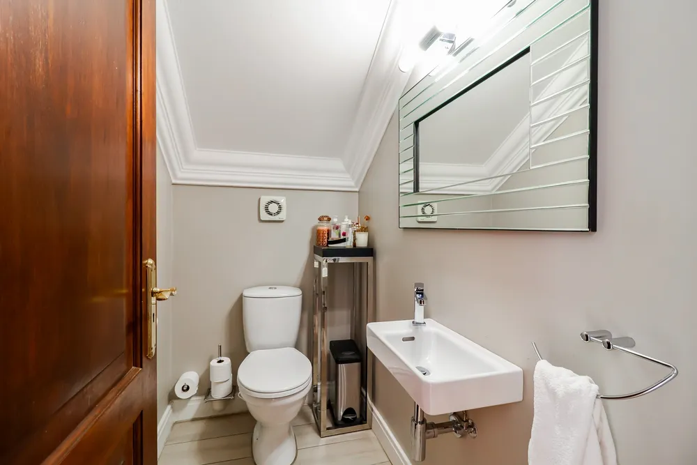 South Africa, Gauteng, Northcliff, Wellington Lane, 6