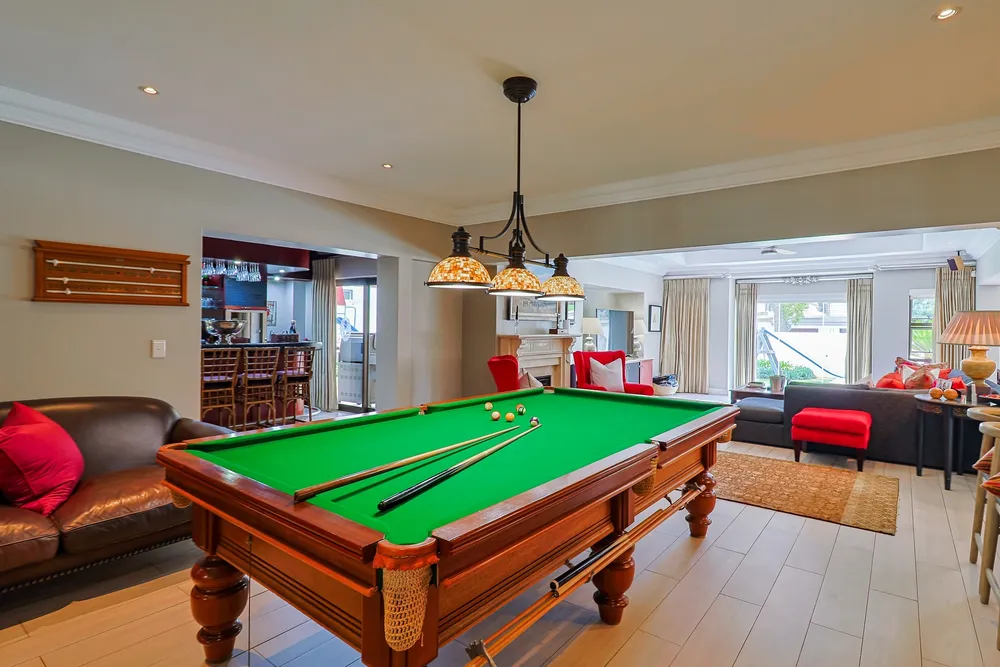 South Africa, Gauteng, Northcliff, Wellington Lane, 6