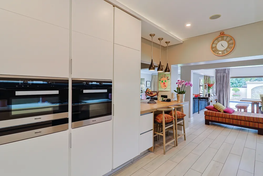 South Africa, Gauteng, Northcliff, Wellington Lane, 6