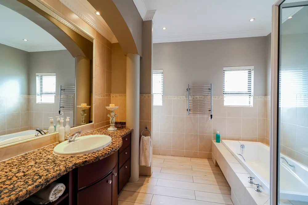 South Africa, Gauteng, Northcliff, Wellington Lane, 6