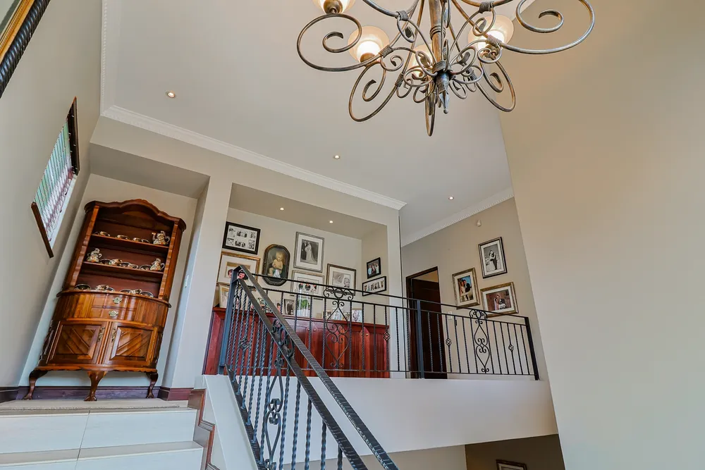 South Africa, Gauteng, Northcliff, Wellington Lane, 6