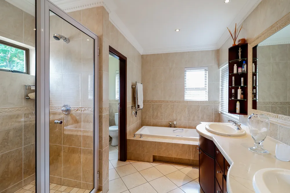 South Africa, Gauteng, Northcliff, Wellington Lane, 6
