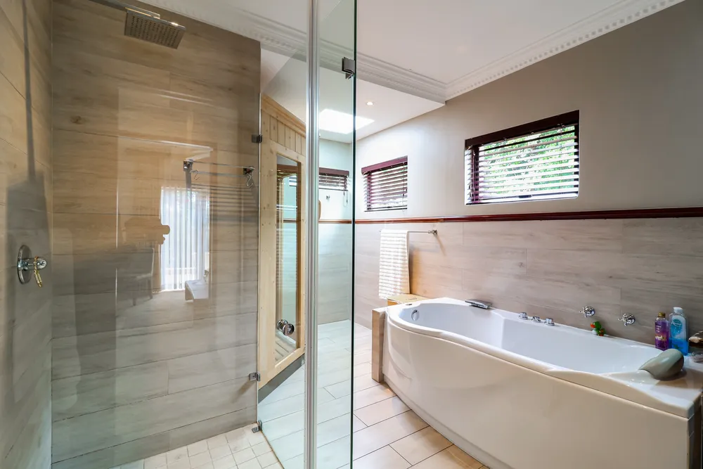 South Africa, Gauteng, Northcliff, Wellington Lane, 6
