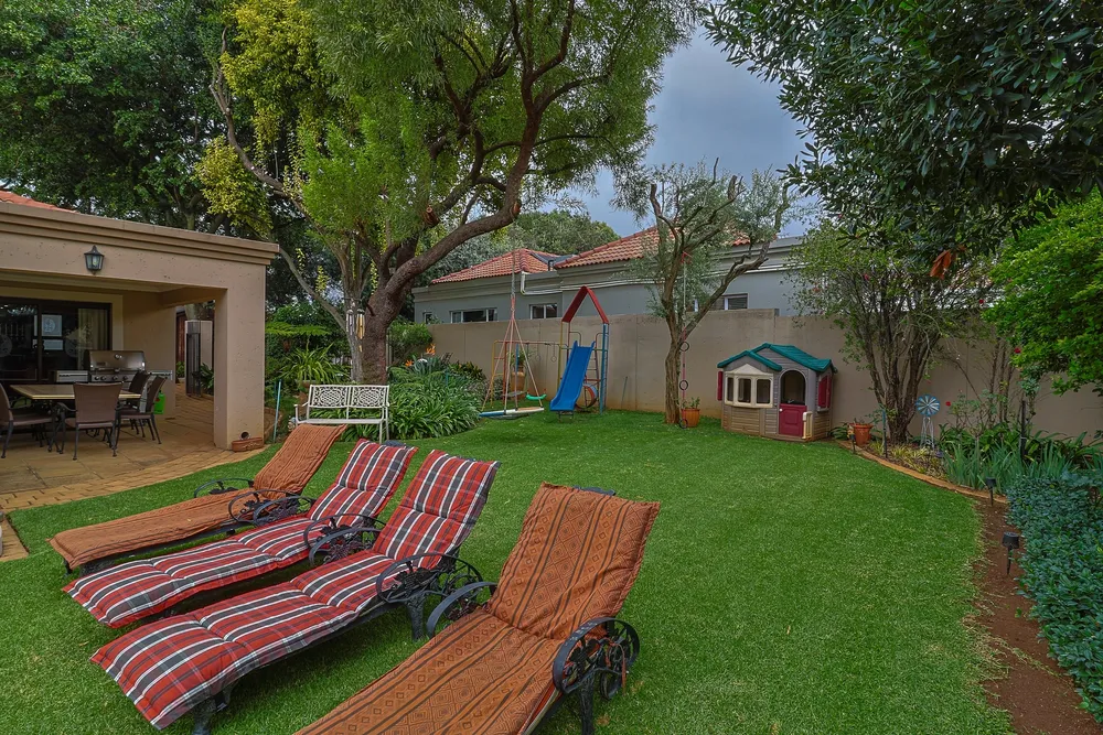 South Africa, Gauteng, Northcliff, Wellington Lane, 6