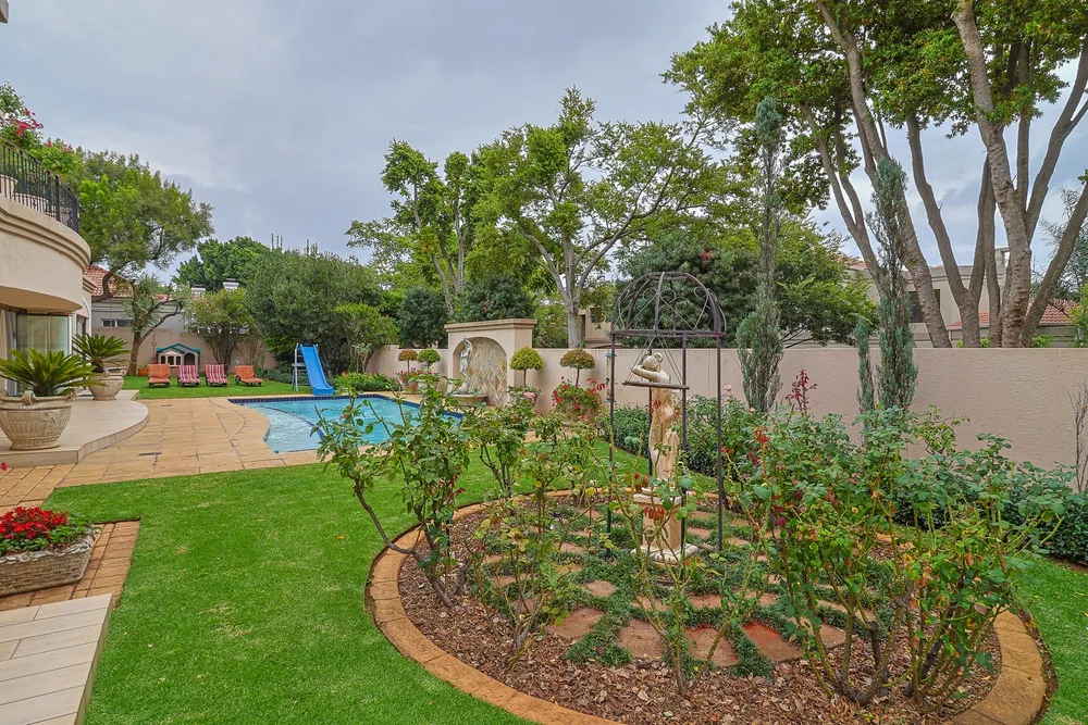 South Africa, Gauteng, Northcliff, Wellington Lane, 6
