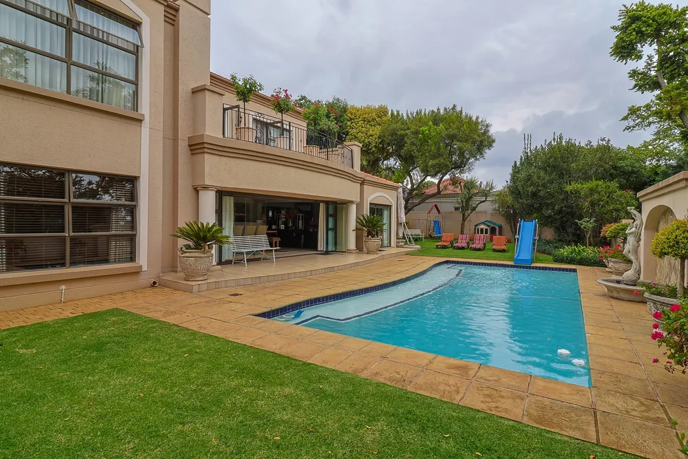 South Africa, Gauteng, Northcliff, Wellington Lane, 6