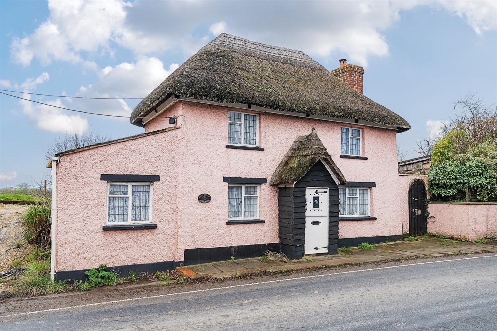 Stags 3 bedroom property for sale in Half Moon, Newton St. Cyres, Exeter