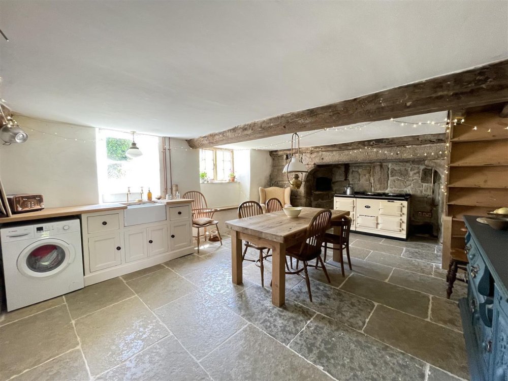 Stags 6 bedroom property for sale in Sticklepath, Okehampton