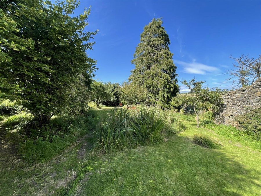 Stags 6 bedroom property for sale in Sticklepath, Okehampton