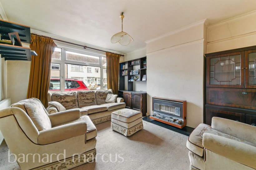 Castleton Road, Mitcham 3 bedroom end of terrace house Barnard Marcus