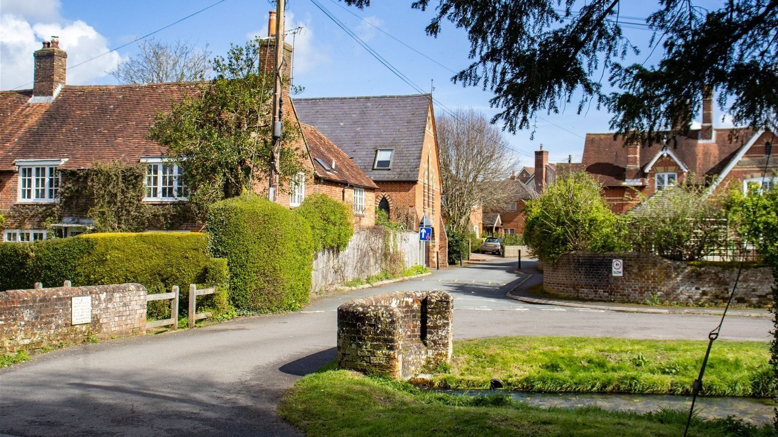 2 bedroom property for sale in The Chapel, Cheriton, Alresford £695,000