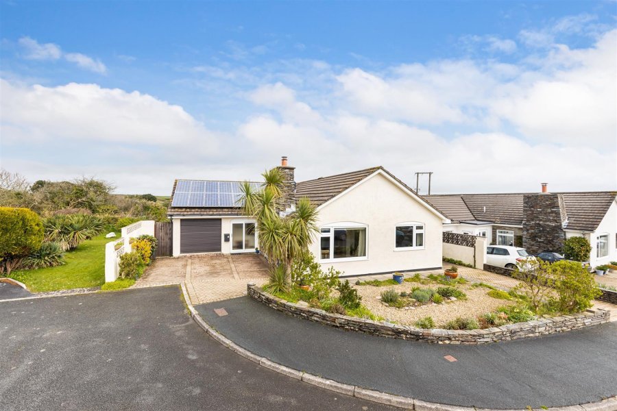 Stags 3 bedroom property for sale in Start Bay Park, Strete
