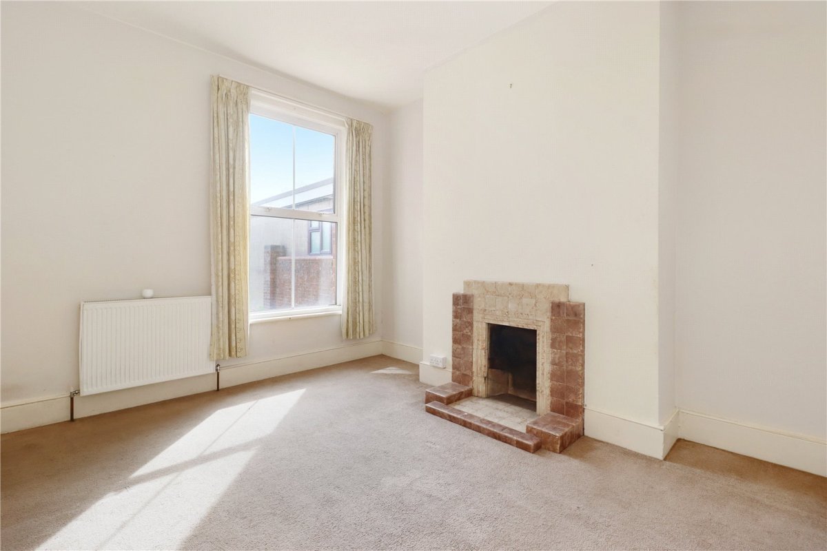 3 bedroom property for sale in South Road, Hailsham, East Sussex, BN27