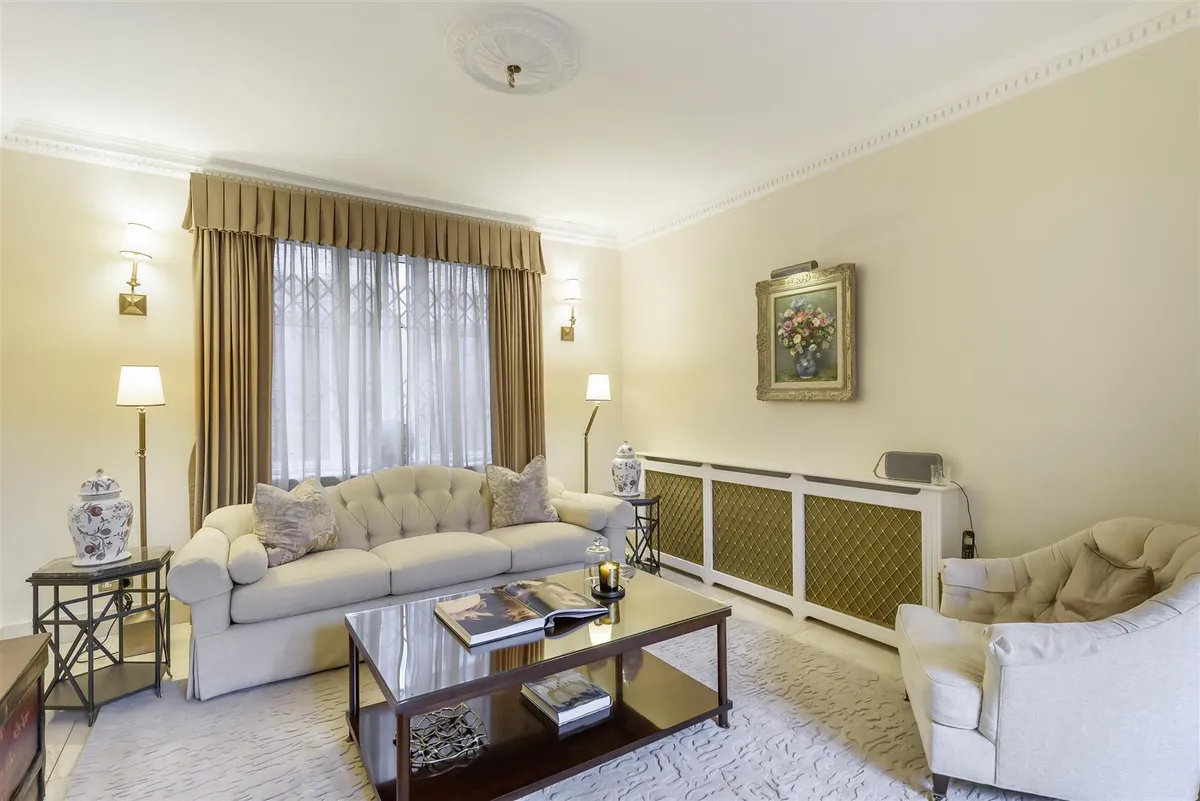 Brondesbury Park, London, NW6