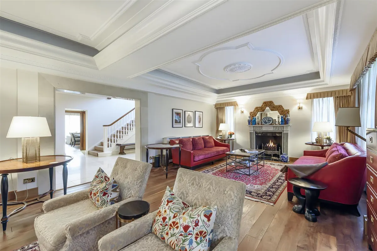 Brondesbury Park, London, NW6