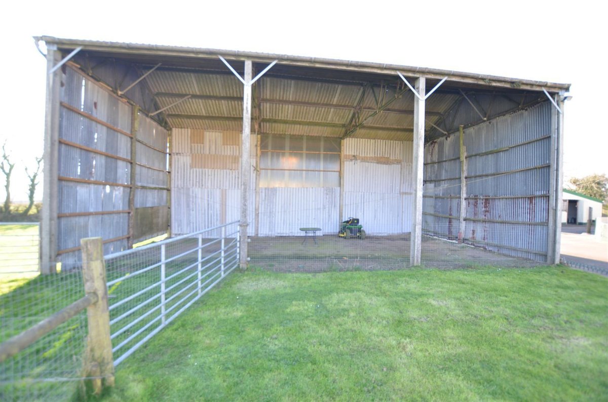 3 bedroom property for sale in Bideford, Devon Offers in the region