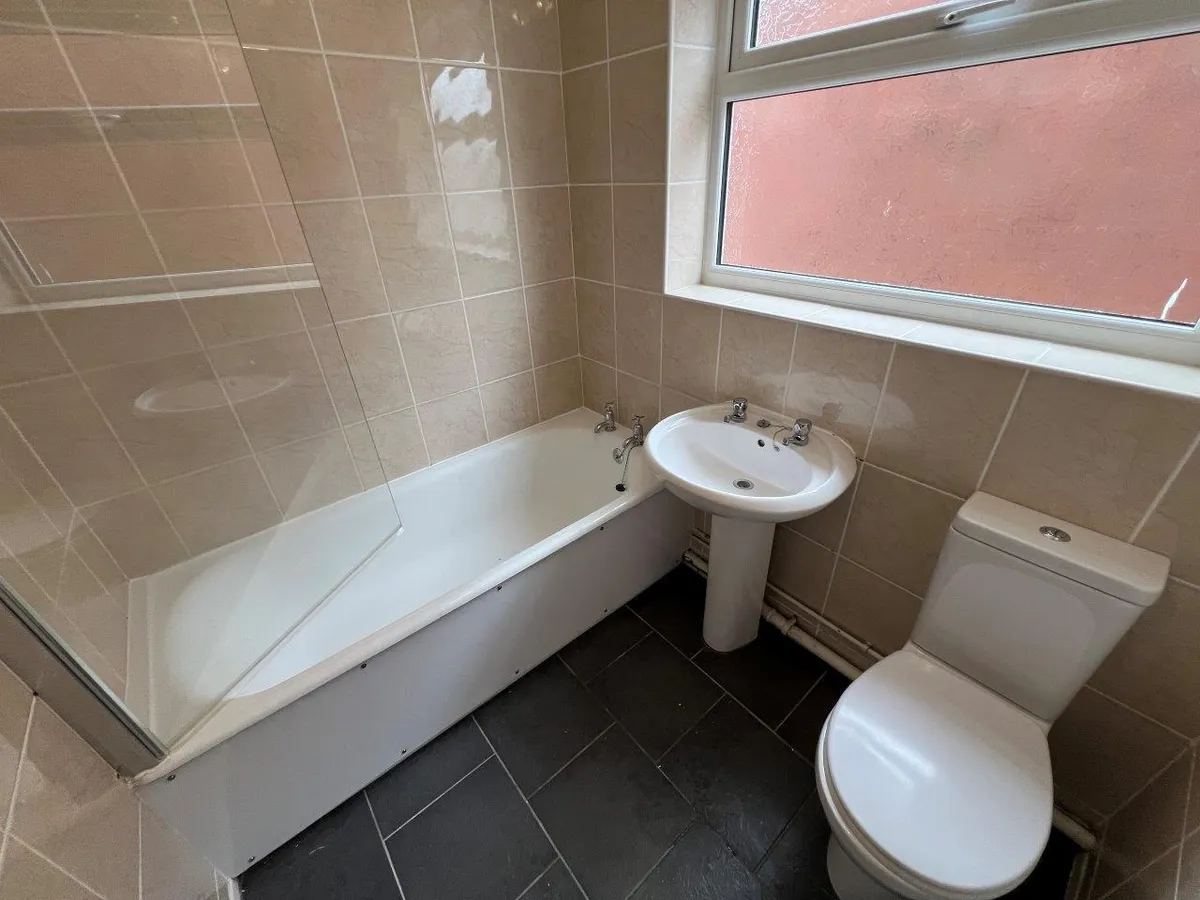 WHITELAKE CLOSE, MELTON MOWBRAY