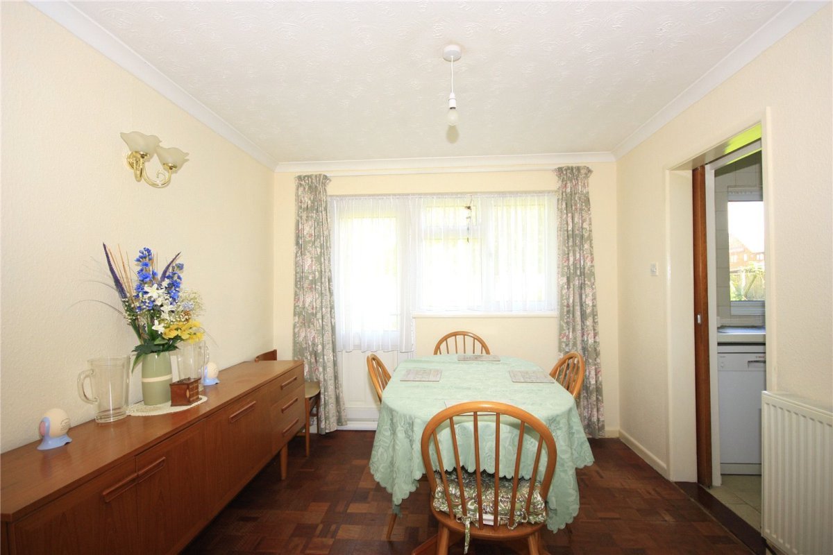 4 bedroom property for sale in Langbrook Close, Langstone, Havant