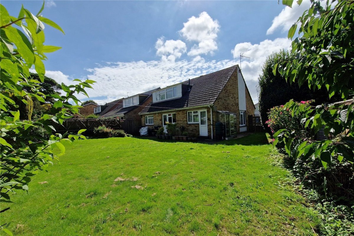 4 bedroom property for sale in Langbrook Close, Langstone, Havant