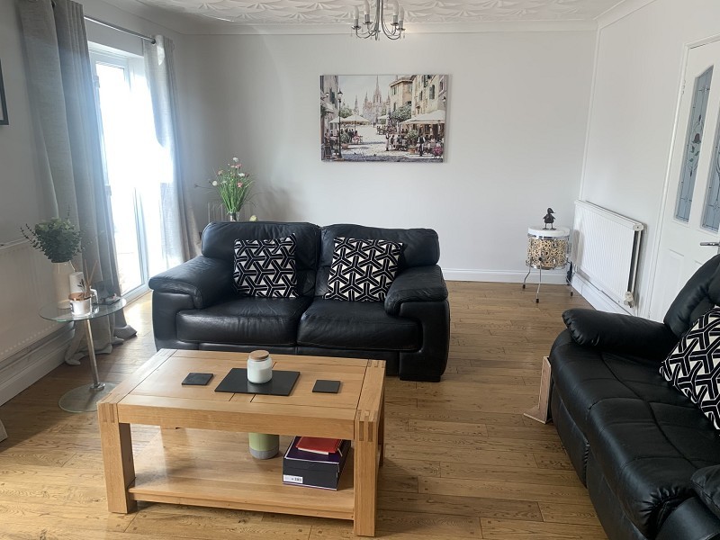 3 bedroom property for sale in Ynyswen, Penycae, Swansea. £160,000