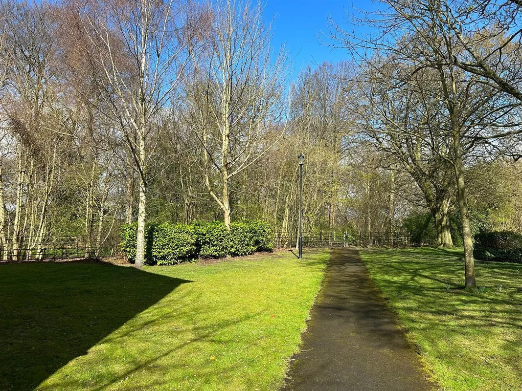 Lawson Wood Drive, Meanwood, LS6