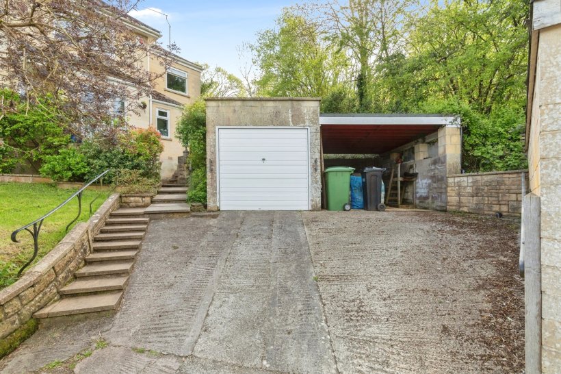 Bay Tree Road, Bath 4 bedroom semidetached house Sequence