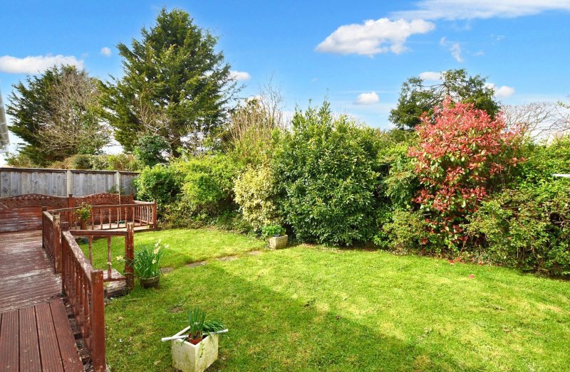 3 bedroom property for sale in Sunnybanks, Hatt, Saltash, PL12 Guide