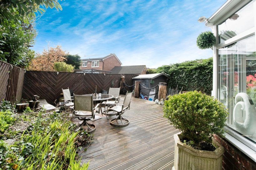 Peacock Drive, Paisley 4 bedroom detached house Allen & Harris