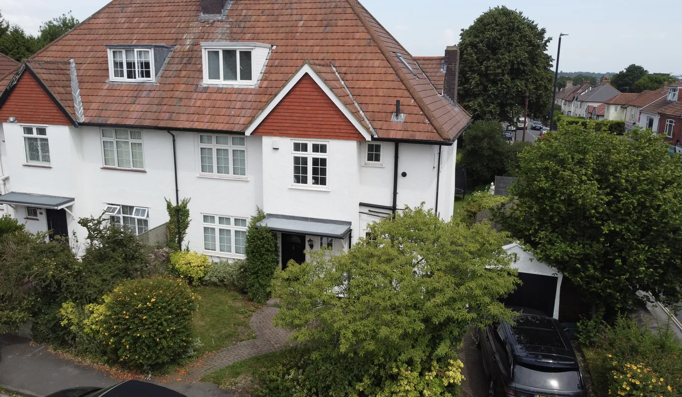 Antrim Road, Henleaze 