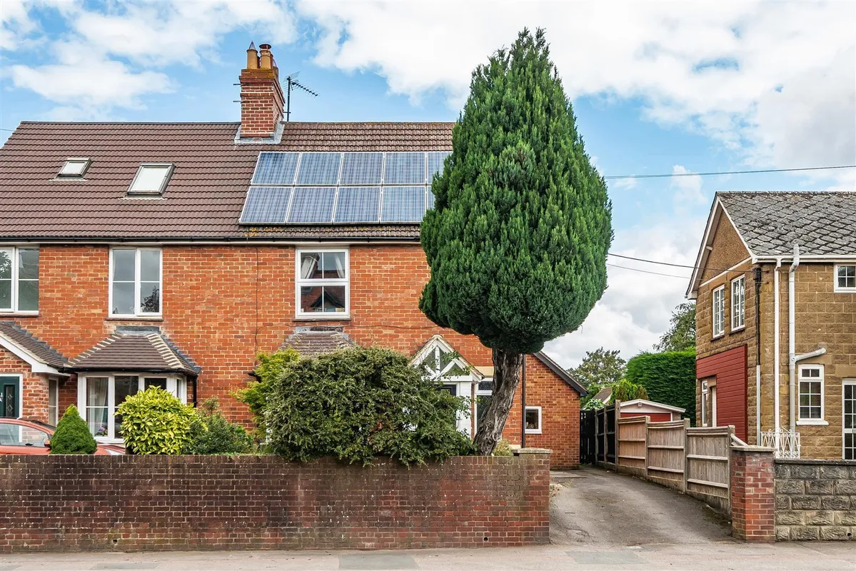 Charlton Road, Wantage