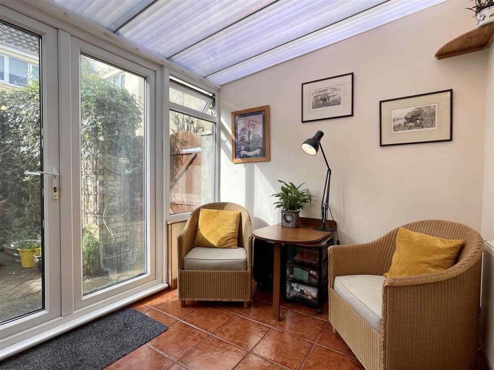 3 bedroom property for sale in Wollaston Road, Lowestoft £190,000