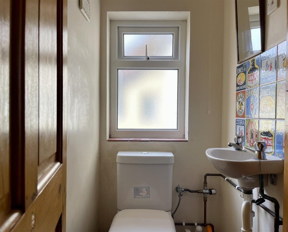 3 bedroom property for sale in Wollaston Road, Lowestoft £190,000