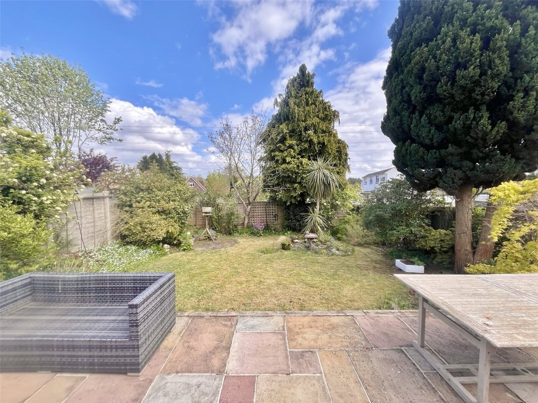 3 bedroom property for sale in Woodlinken Way, Verwood, BH31 £475,000