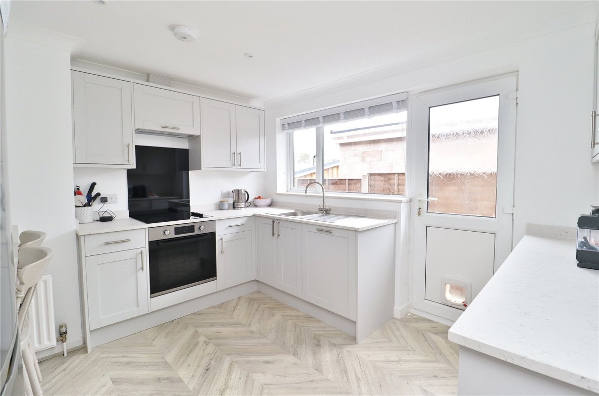 3 bedroom property for sale in Woodlinken Way, Verwood, BH31 £475,000
