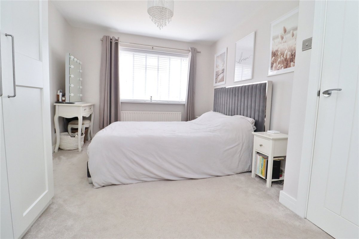 3 bedroom property for sale in Woodlinken Way, Verwood, BH31 £475,000