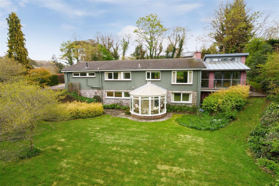 Stags 5 bedroom property for sale in Dartington, Totnes