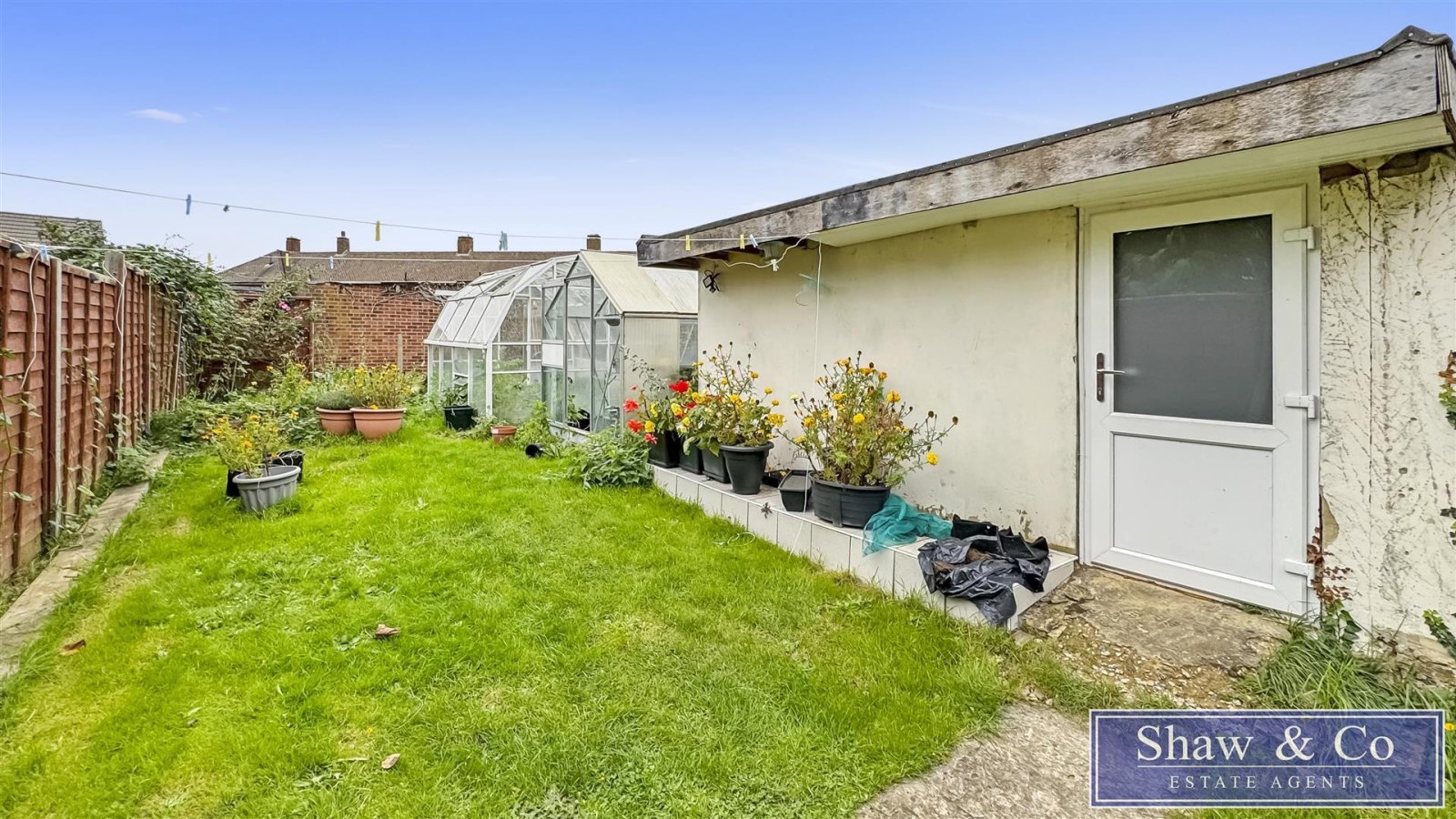 3 bedroom property for sale in Rostrevor Gardens, SOUTHALL £399,950