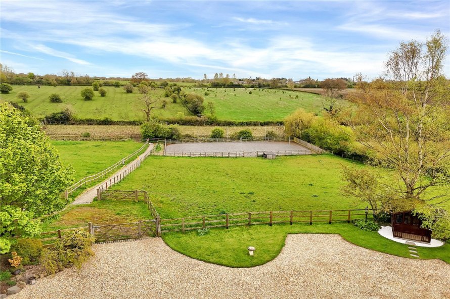 4 bedroom property for sale in Meadow Lane, Stanton under Bardon